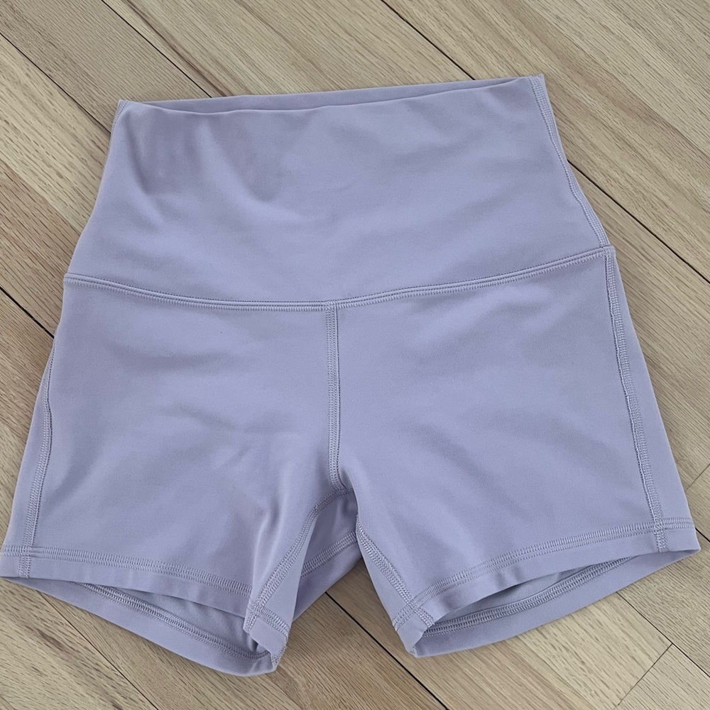 EUC LULULEMON Align Short 4” - Picture 2 of 4